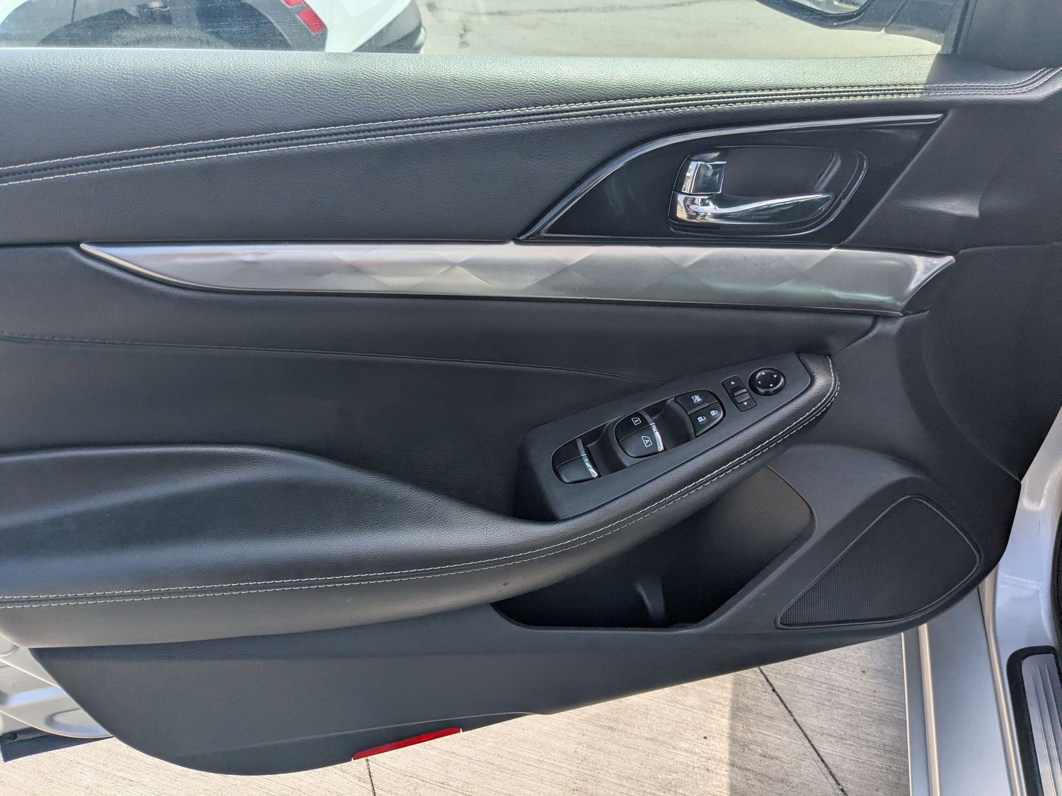 Used 2022 Nissan Maxima SV w/ Floor Mat Group image 13