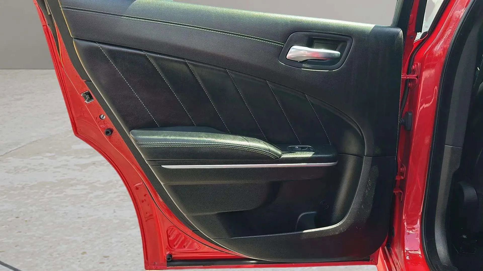 Used 2021 Dodge Charger R/T w/ Plus Group image 17