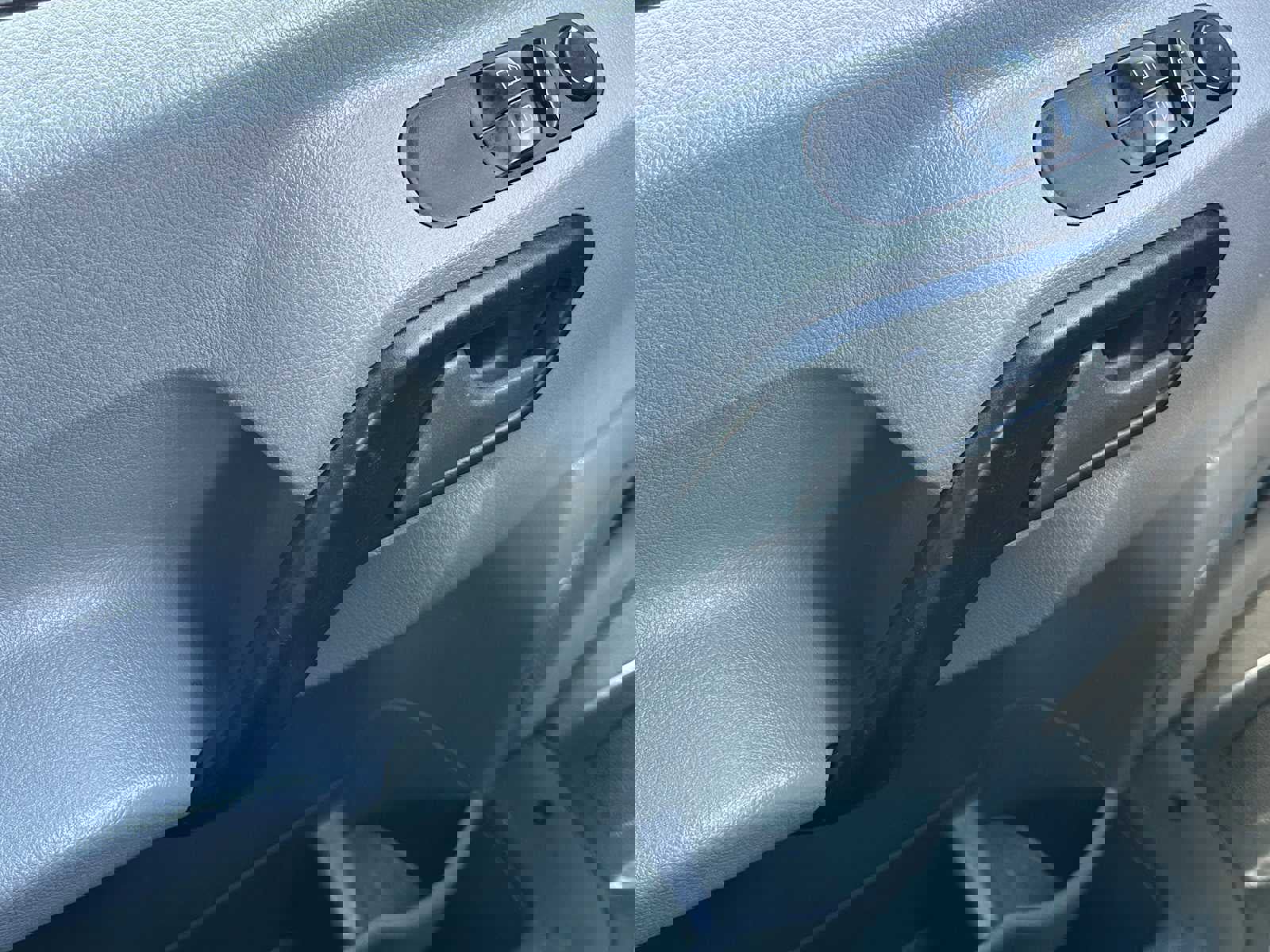 Used 2016 Freightliner Sprinter 2500 image 30