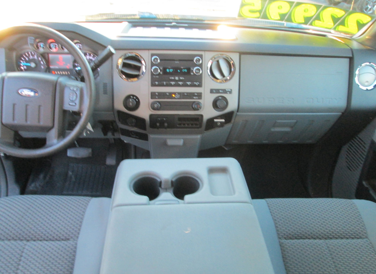 Used 2015 Ford F250 XLT w/ XLT Premium Package image 13