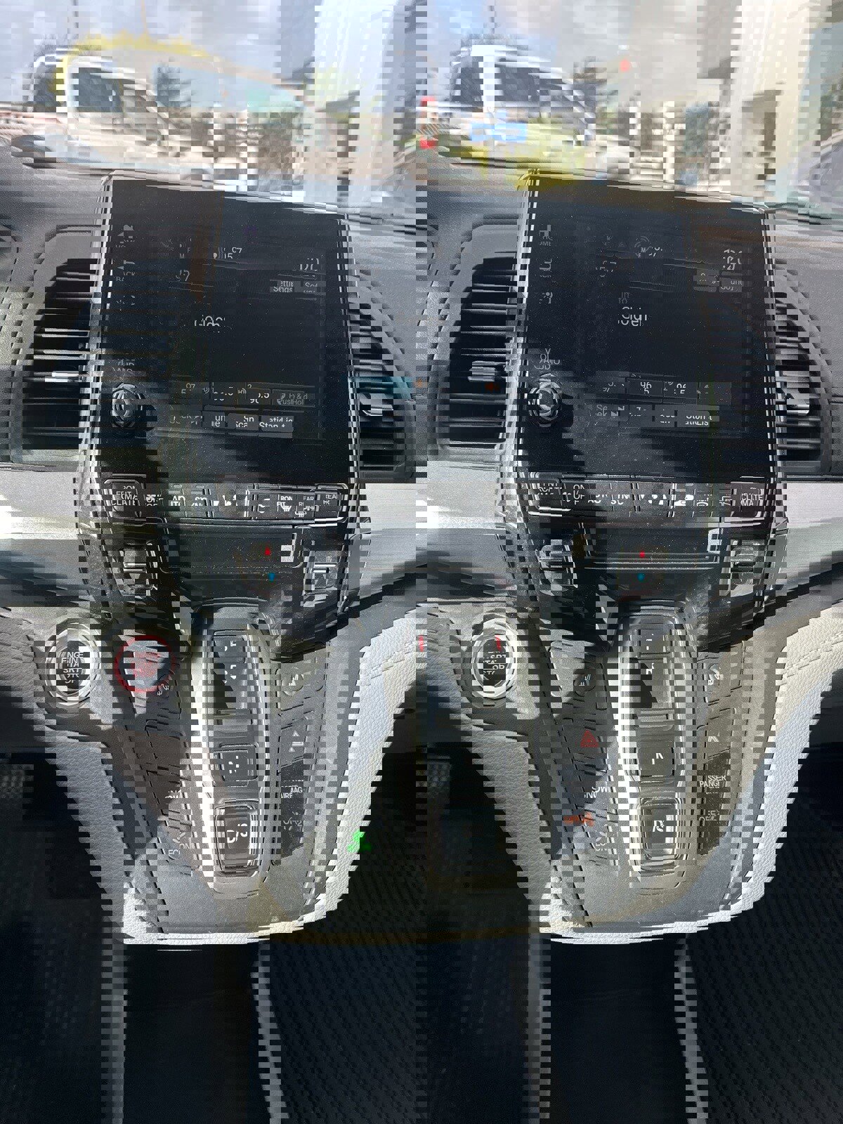 Used 2018 Honda Odyssey EX-L image 8