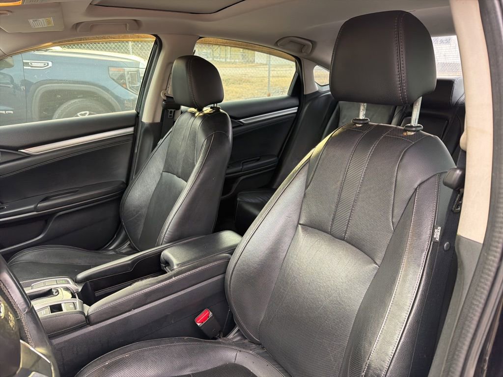 Used 2016 Honda Civic Touring image 16