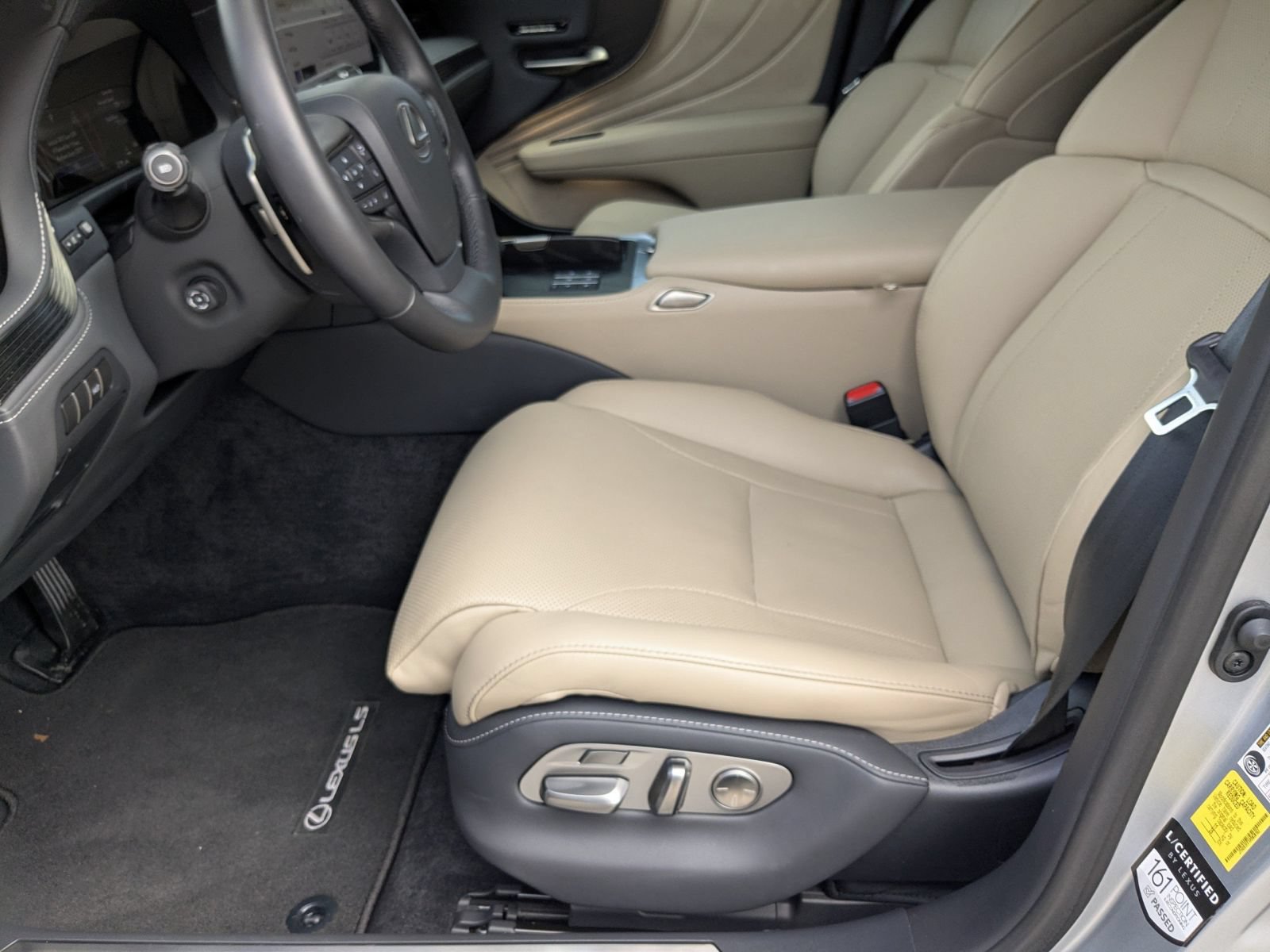 Certified 2024 Lexus LS 500 RWD image 7