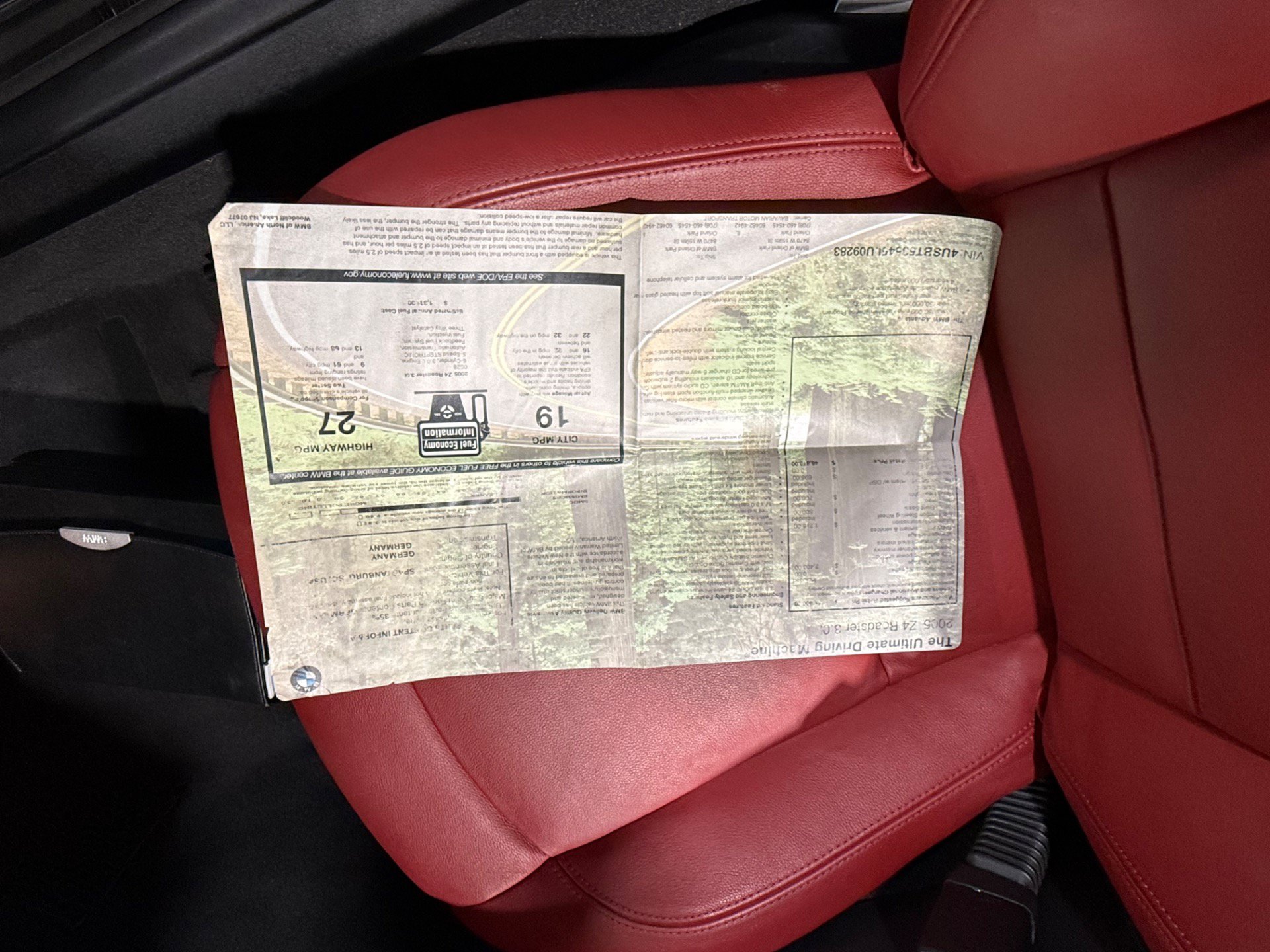 Used 2005 BMW Z4 3.0i RWD image 32