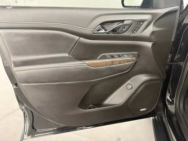 Used 2022 GMC Acadia Denali w/ Black Diamond Edition image 31