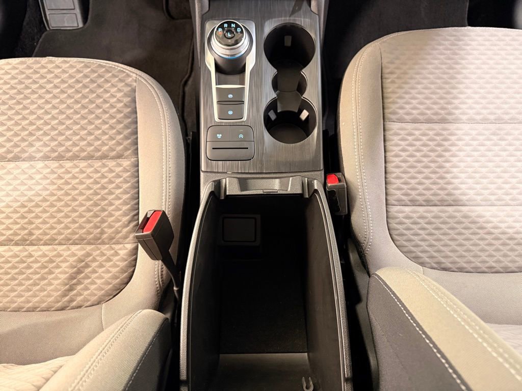 Used 2022 Ford Escape SE image 24