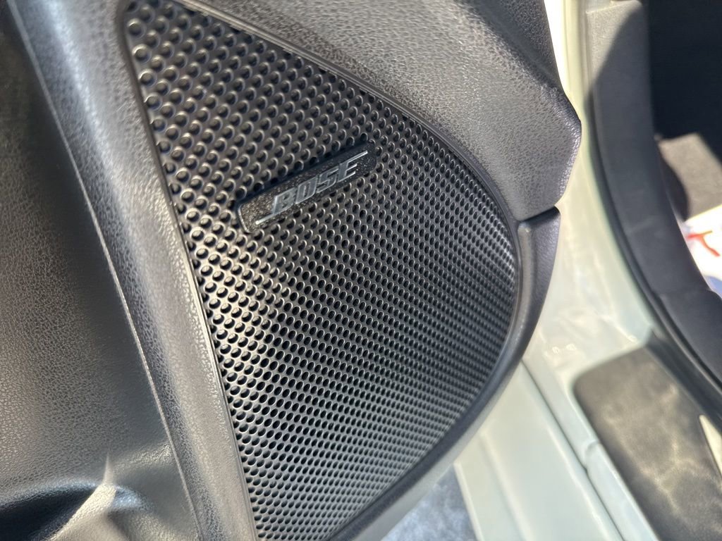 Used 2016 Nissan 370Z Touring image 11