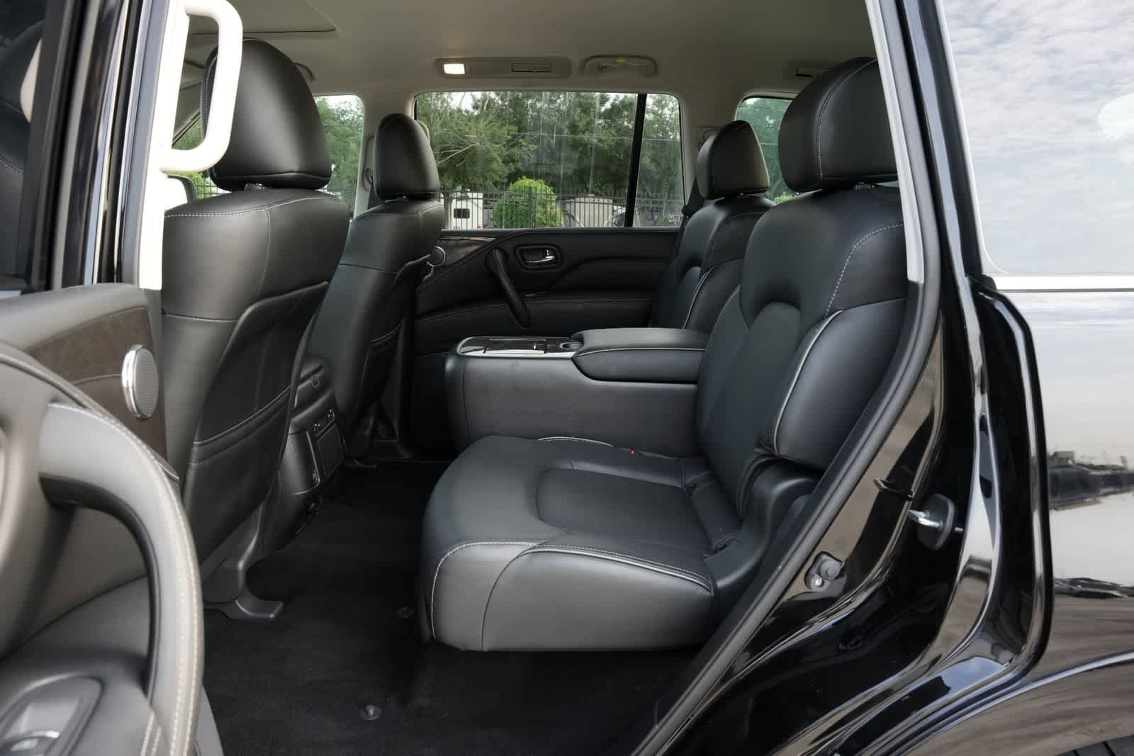 Used 2023 INFINITI QX80 Luxe w/ Cargo Package RWD image 19