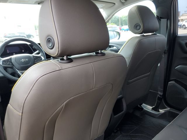 Used 2024 Chevrolet Trax ACTIV w/ Sunroof Package FWD image 27