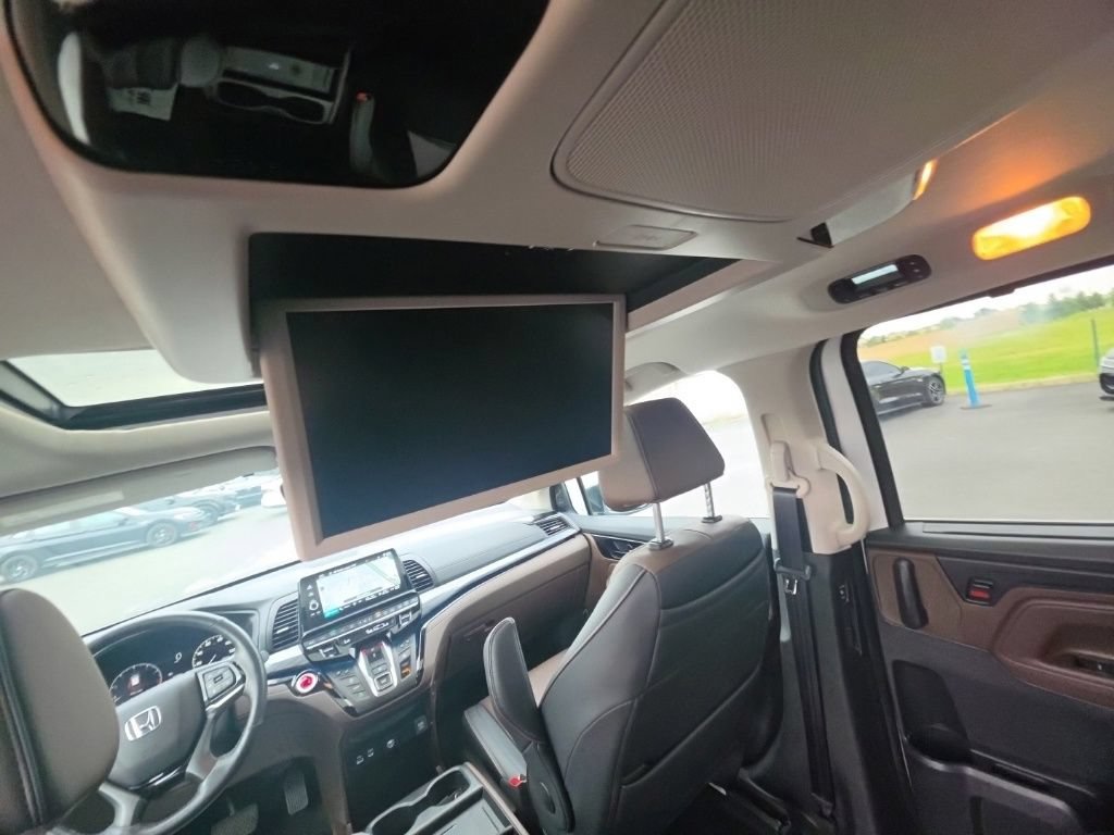 Certified 2025 Honda Odyssey Elite image 28