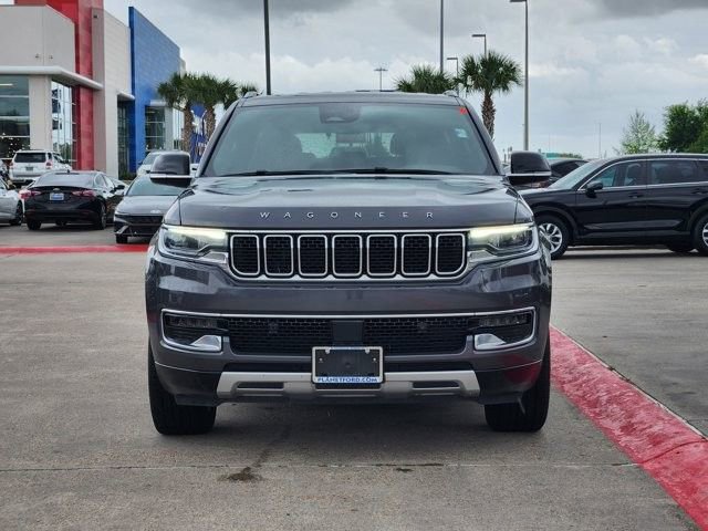 Used 2024 Jeep Wagoneer Series II w/ Flexible Seating Group RWD image 2