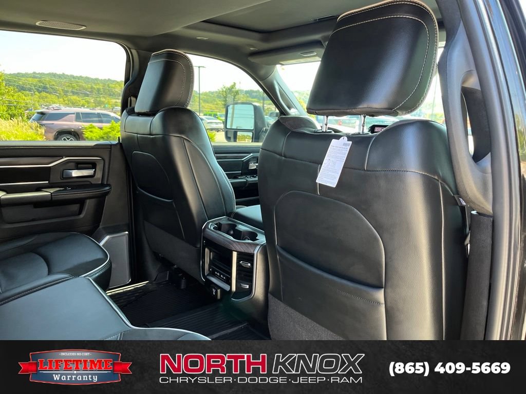New 2026 RAM 2500 Laramie AWD/4WD image 25