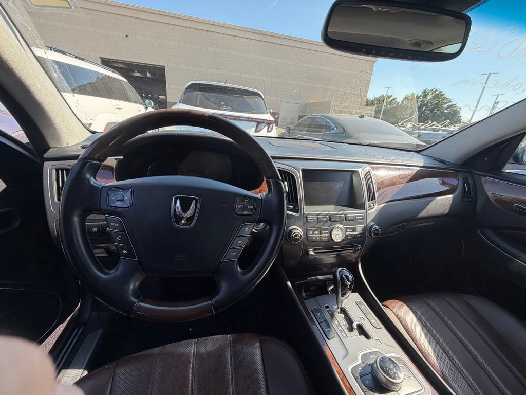 Used 2012 Hyundai Equus Signature RWD image 7