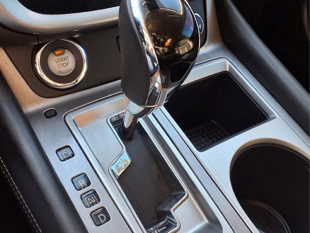 Used 2023 Nissan Murano SV w/ SV Midnight Edition Package FWD image 17