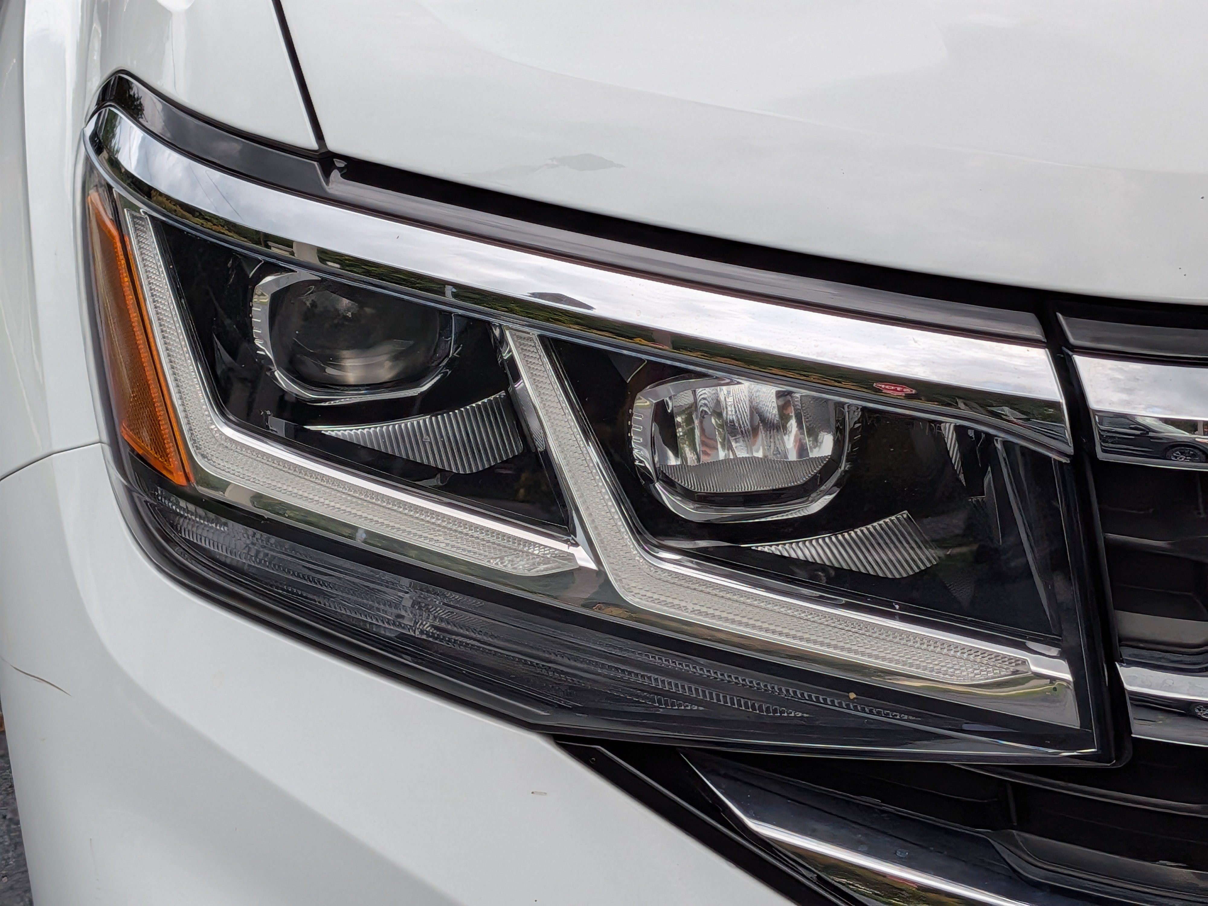Used 2021 Volkswagen Atlas SEL R-Line FWD image 10