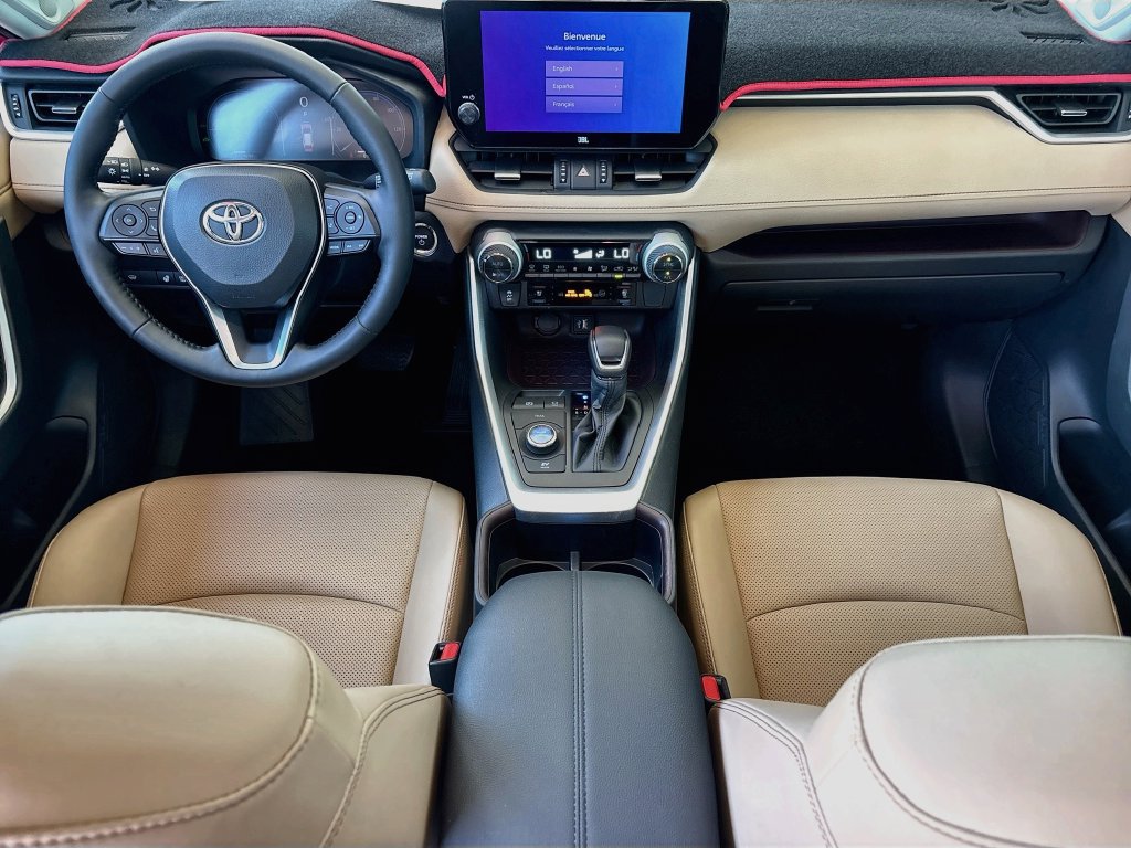 Used 2025 Toyota RAV4 Limited w/ Weather Package AWD/4WD image 13