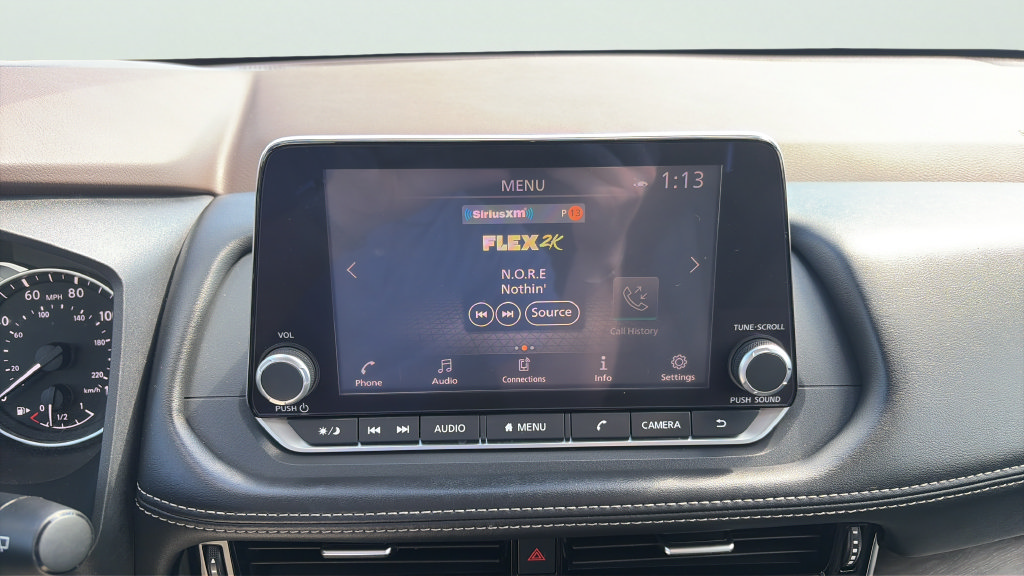 Used 2021 Nissan Rogue SL AWD/4WD image 16