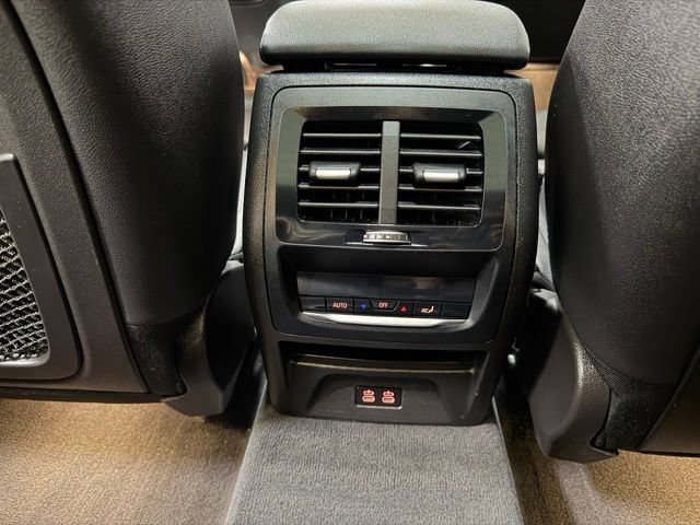 Used 2021 BMW X3 xDrive30i AWD/4WD image 14