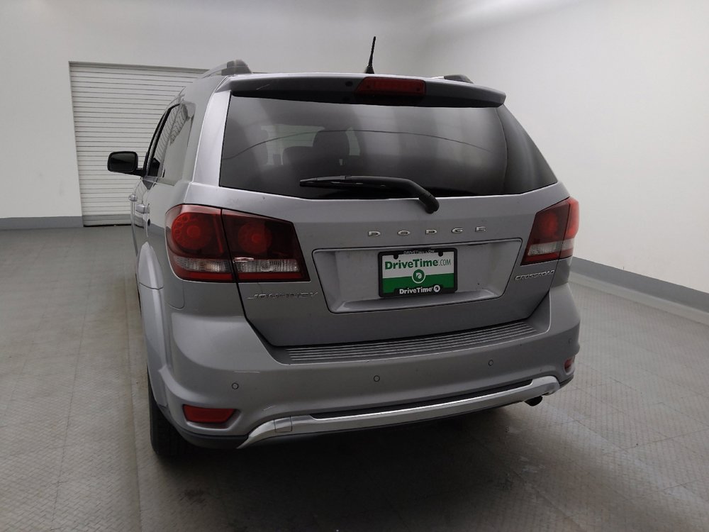 Used 2020 Dodge Journey Crossroad FWD image 6