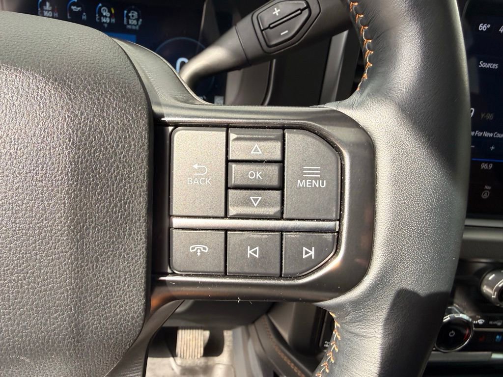 Used 2023 Ford F250 Platinum AWD/4WD image 20