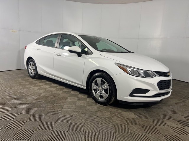 Used 2017 Chevrolet Cruze LS image 7