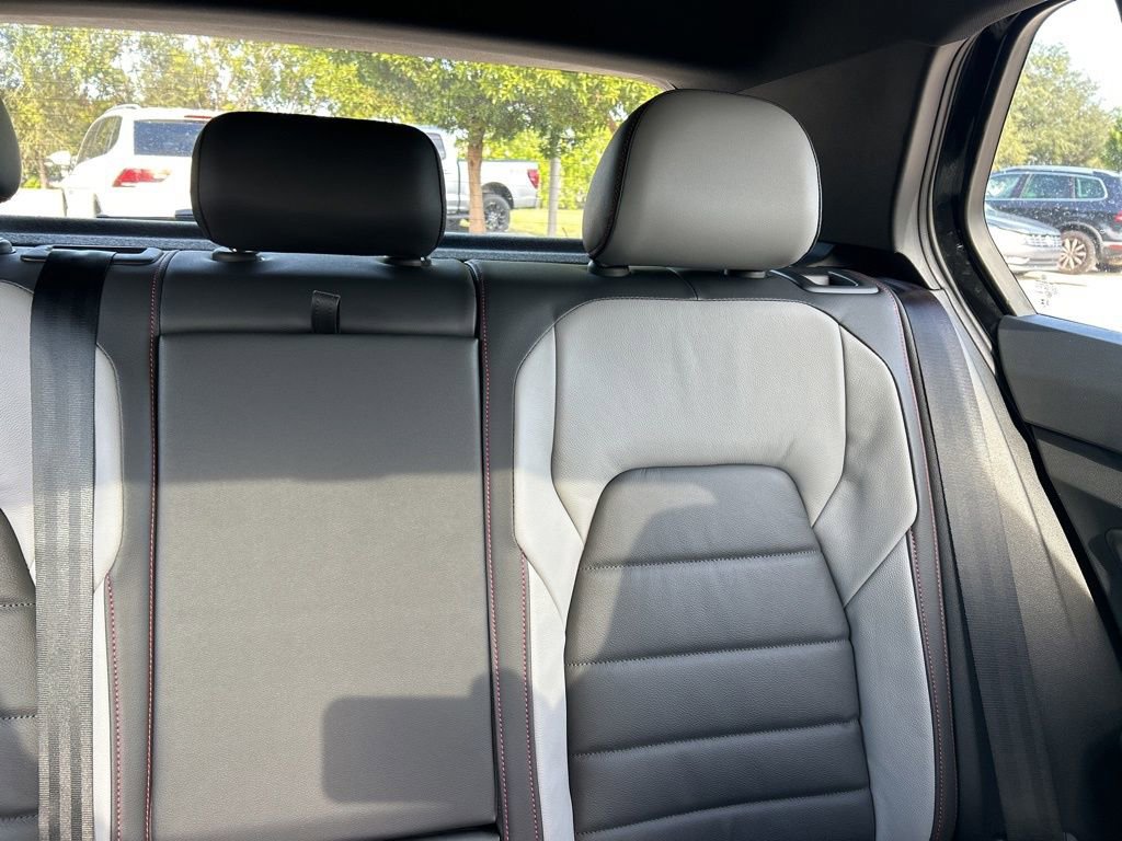 New 2026 Volkswagen GTI SE FWD image 13