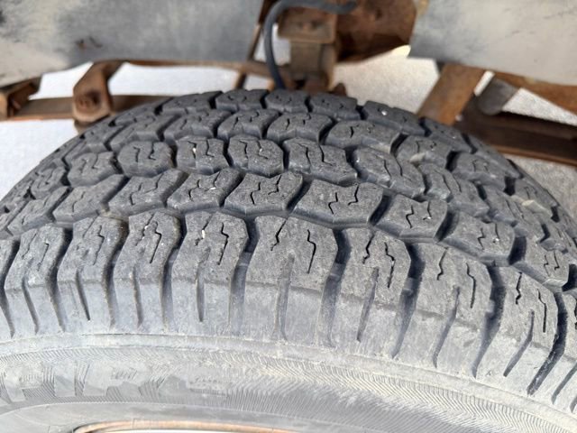 Used 1990 Chevrolet Suburban 4WD image 13