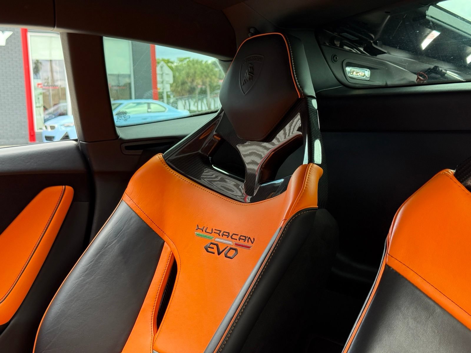 Used 2020 Lamborghini Huracan EVO RWD image 26