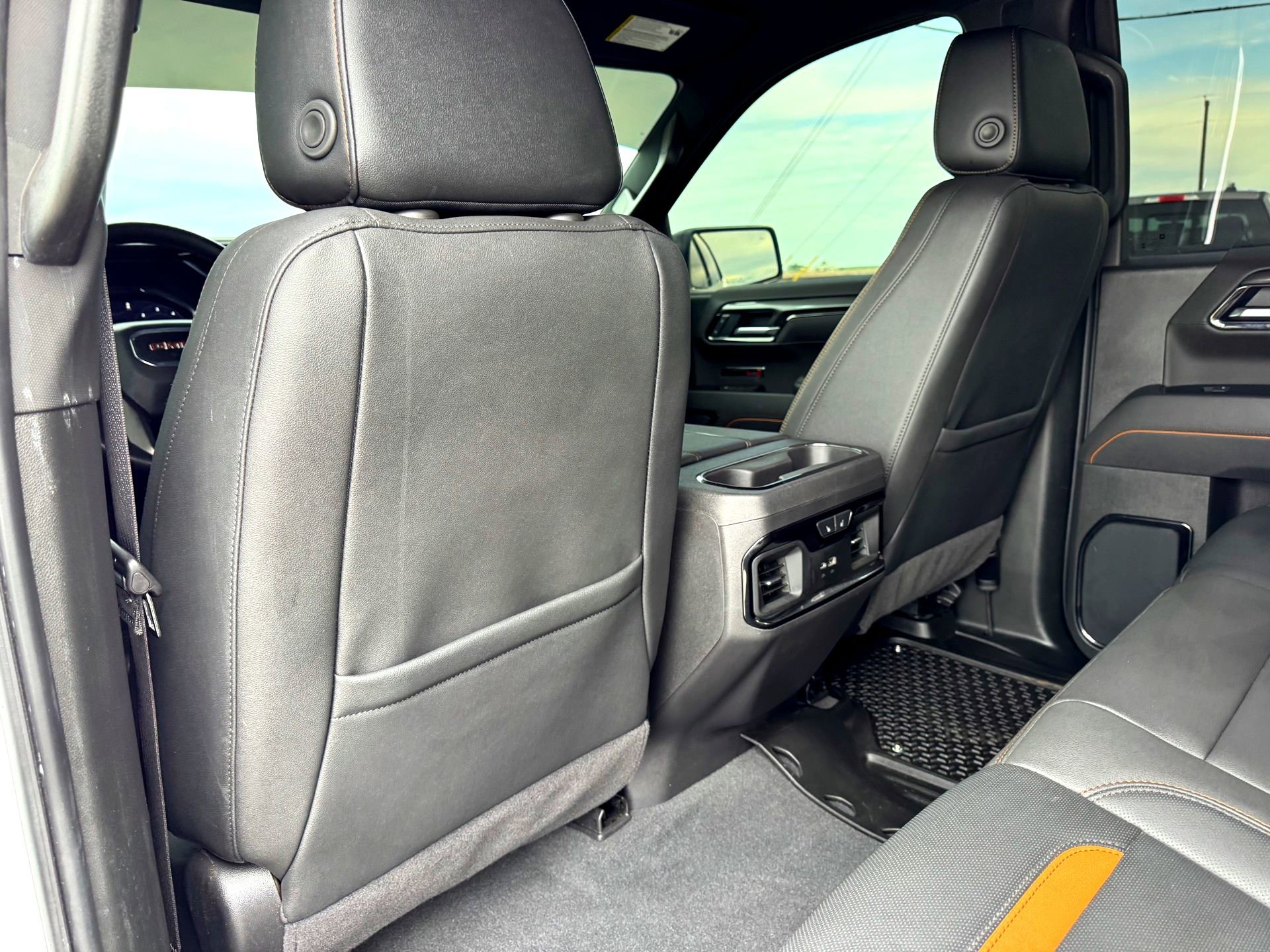 Used 2025 GMC Sierra 1500 AT4 image 19