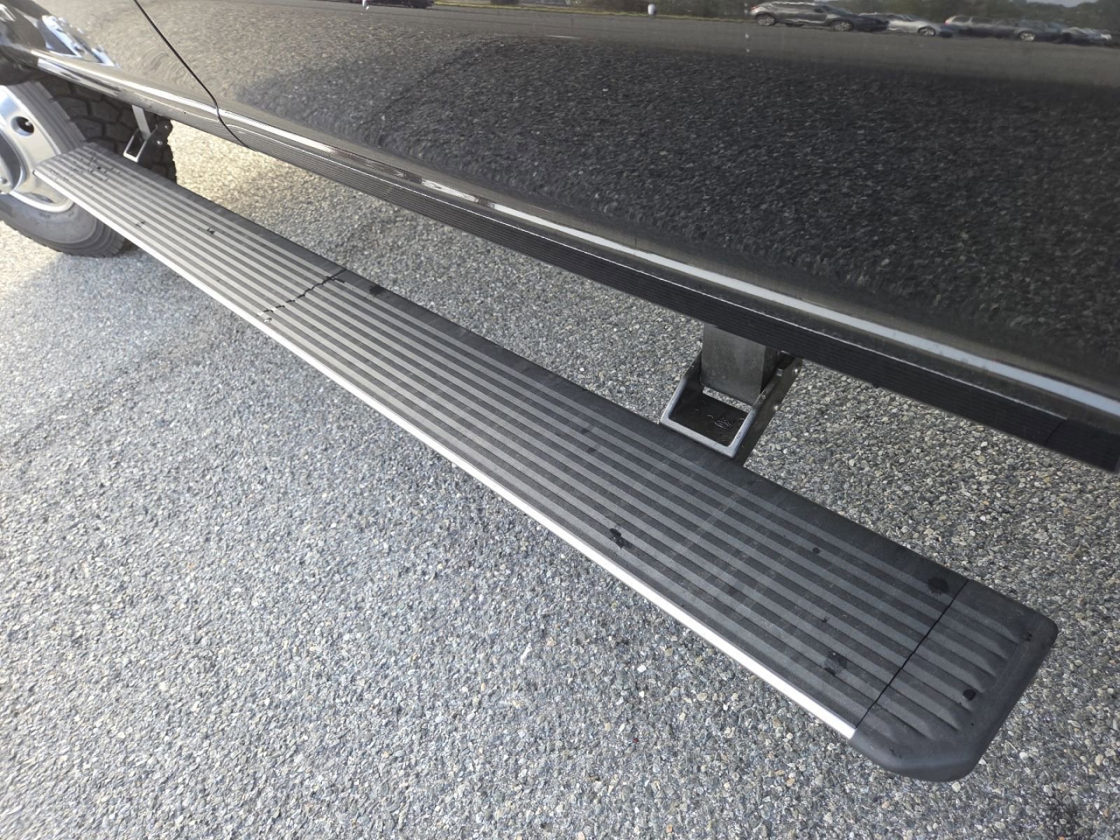 Used 2025 Ford F450 King Ranch w/ Chrome Package image 34