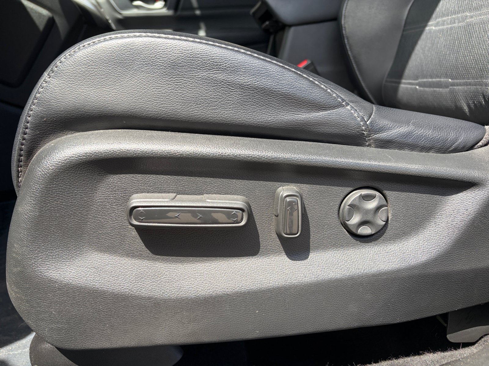 Used 2018 Honda CR-V EX-L image 14