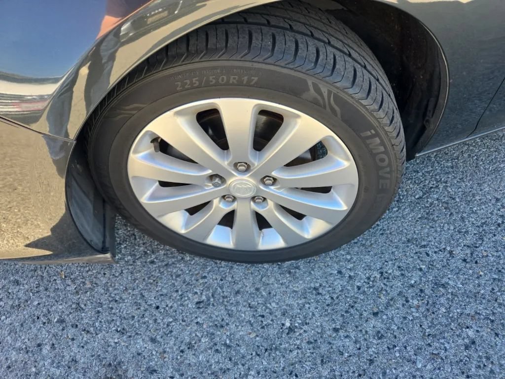 Used 2015 Buick Verano FWD image 9