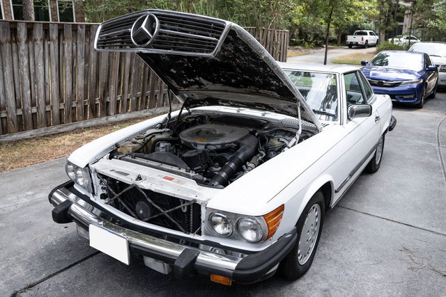 Used 1988 Mercedes-Benz 560 SL image 15