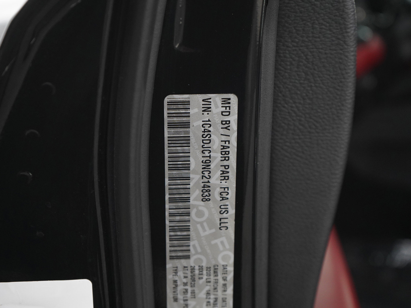 Used 2022 Dodge Durango R/T w/ Blacktop Package AWD/4WD image 26