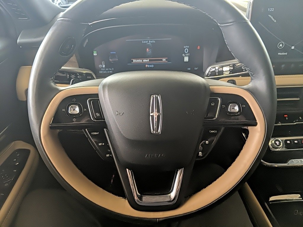 Certified 2023 Lincoln Corsair Reserve w/ Equipment Group 201A image 14