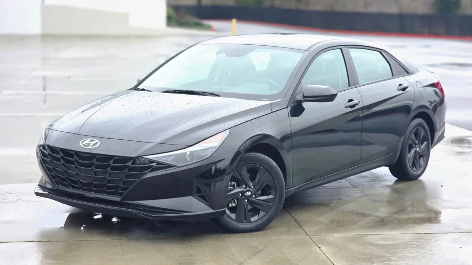 Used 2023 Hyundai Elantra SEL w/ Cargo Package image 1