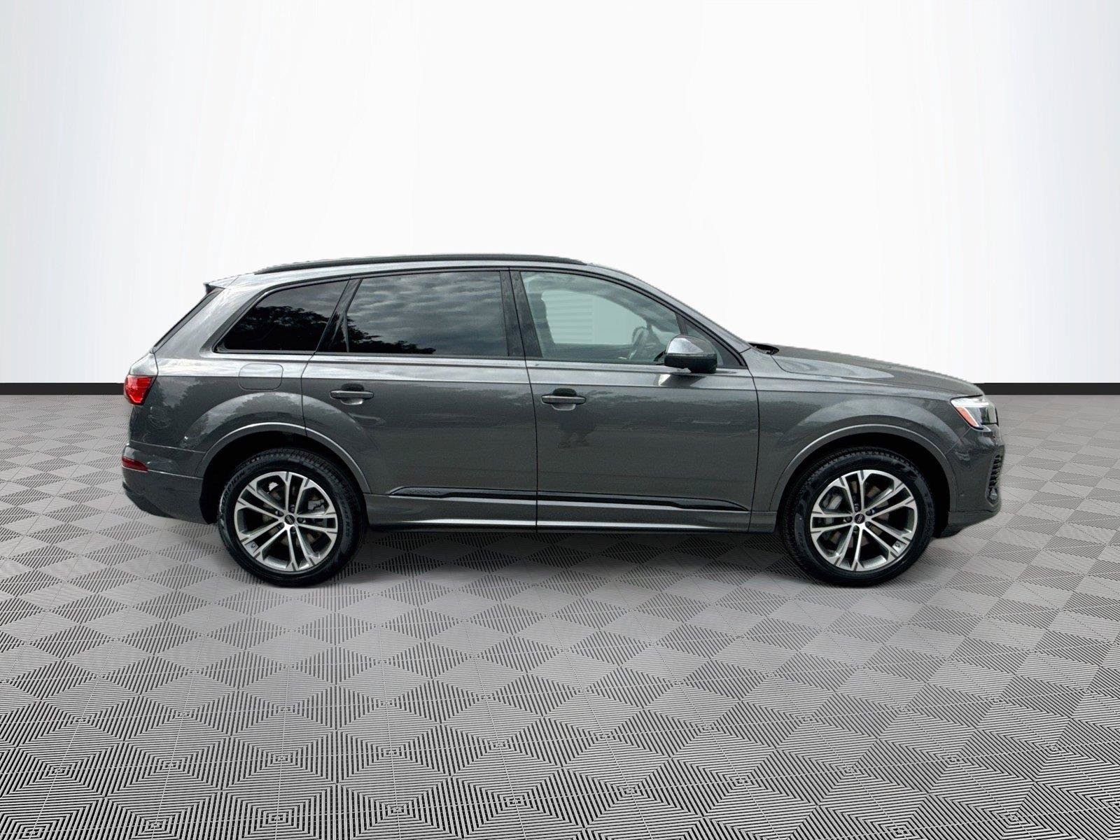 New 2026 Audi Q7 2.0T Premium AWD/4WD image 8