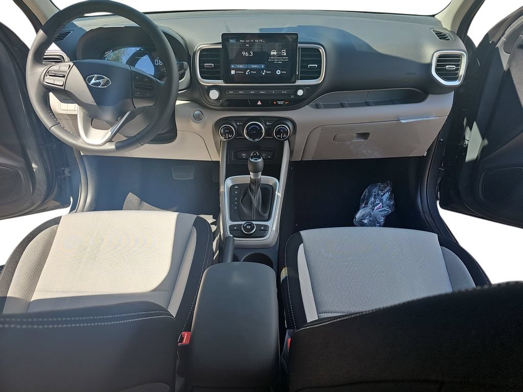 New 2026 Hyundai Venue SEL FWD image 9