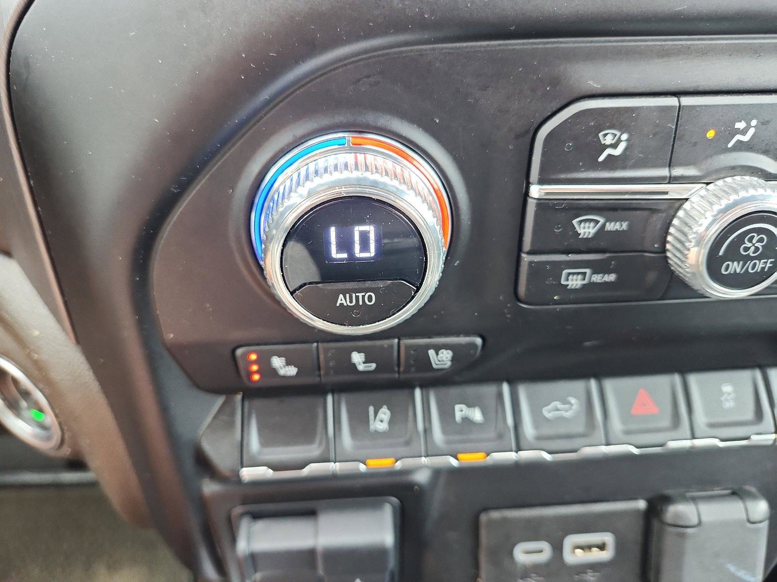 Used 2023 GMC Sierra 2500 Denali w/ Denali Ultimate Package image 22