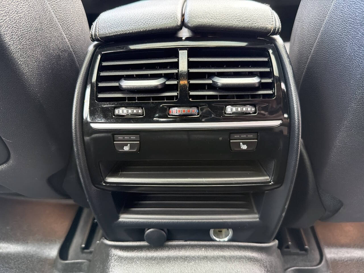 Used 2018 BMW 640i Gran Turismo xDrive AWD/4WD image 26