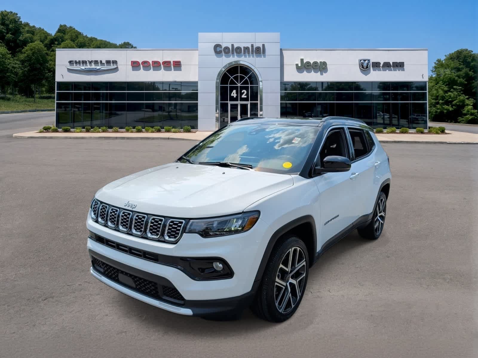 Used 2025 Jeep Compass Limited AWD/4WD image 2