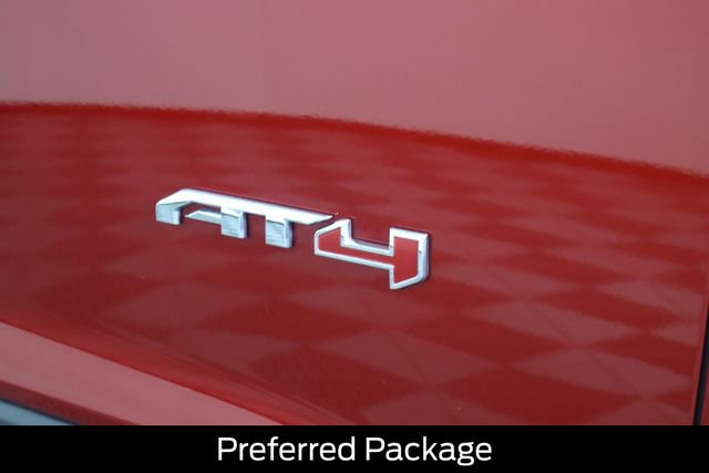 Used 2021 GMC Acadia AT4 w/ Technology Package image 18