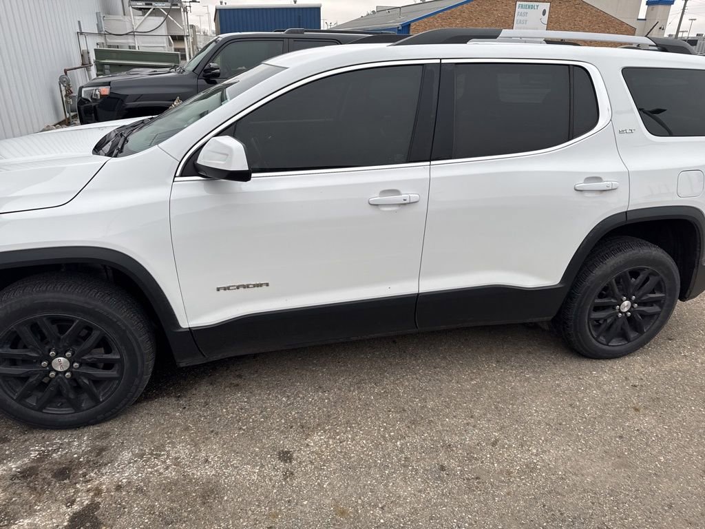 Used 2018 GMC Acadia SLT image 4