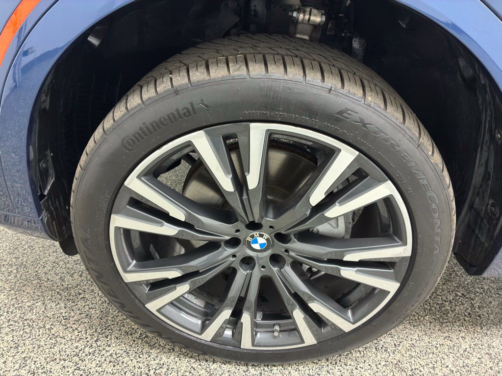 Used 2019 BMW X7 xDrive50i w/ Premium Package AWD/4WD image 15