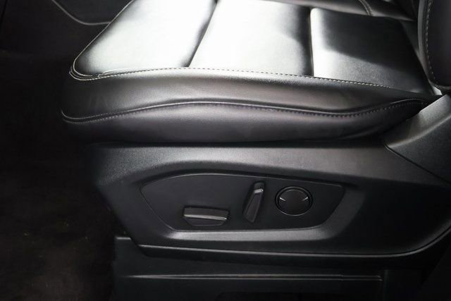 Used 2024 Ford Explorer XLT w/ Equipment Group 202A image 13