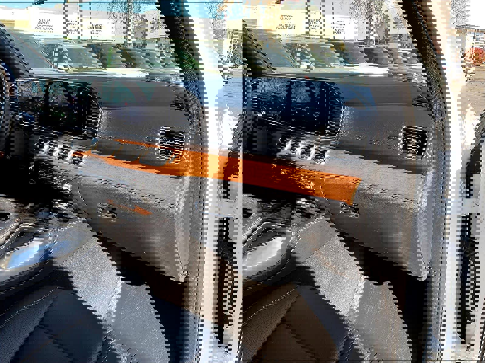 Used 2022 Mercedes-Benz GLS 450 4MATIC image 18