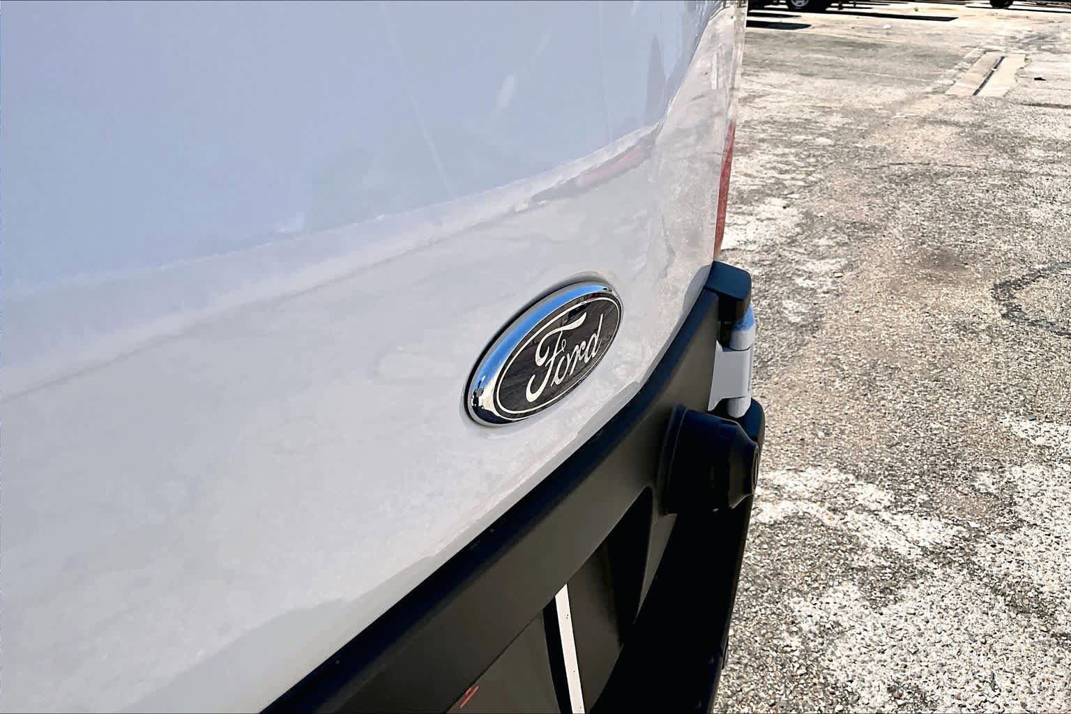 Used 2025 Ford Transit 250 Low Roof AWD w/ Fleet Safety Package image 31