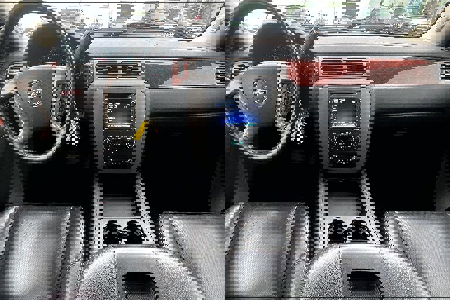 Used 2014 GMC Sierra 2500 SLT w/ SLT Convenience Package image 16