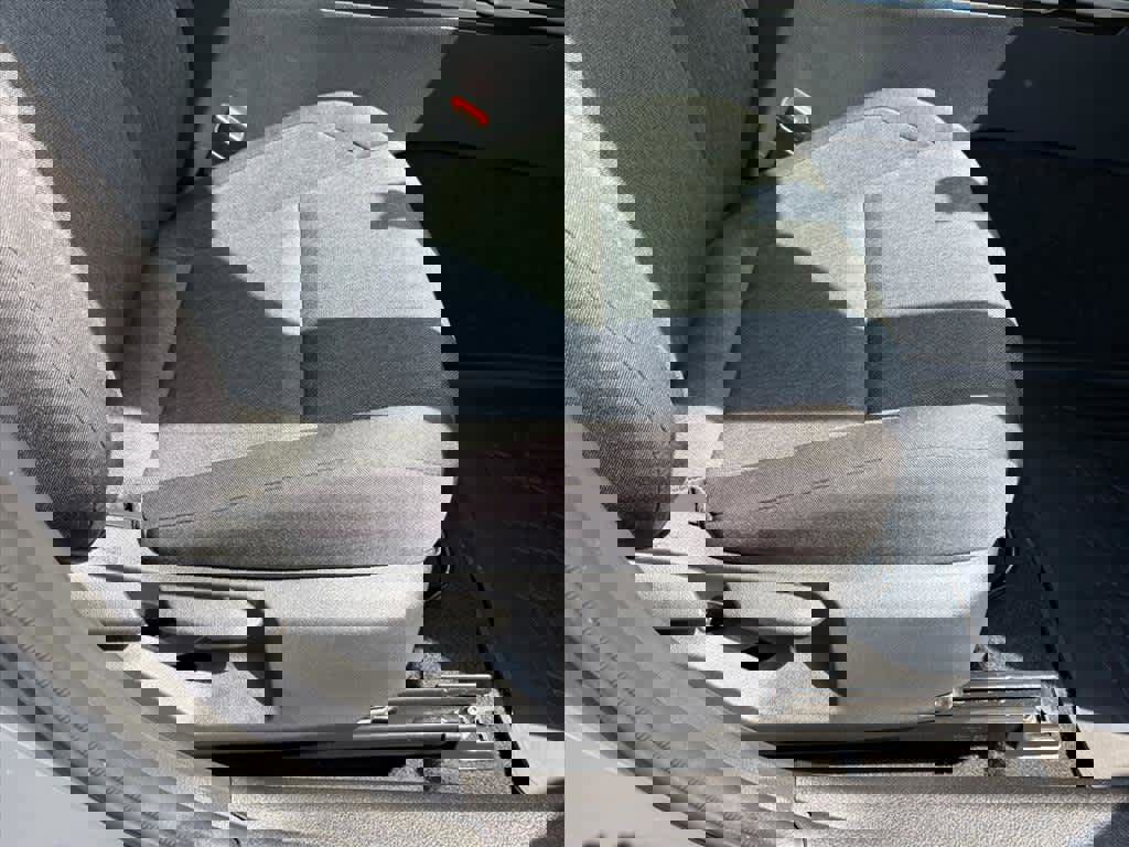 Used 2026 Toyota Camry LE w/ Convenience Package image 7