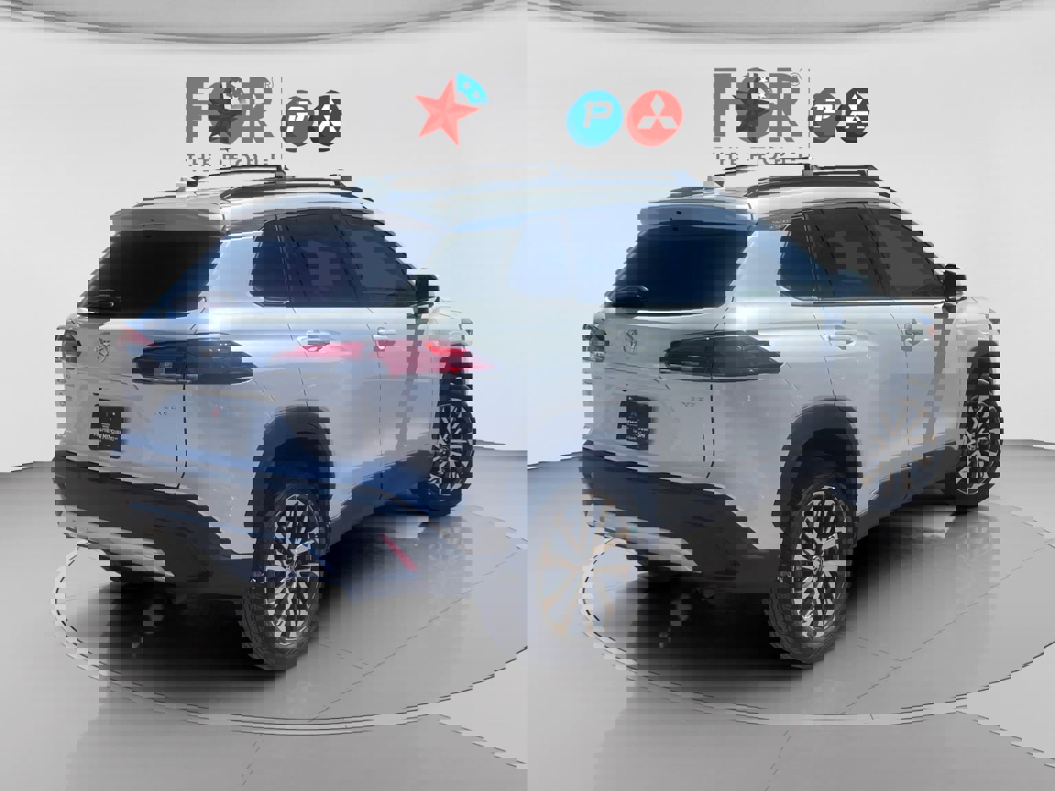 Used 2023 Toyota Corolla Cross XLE w/ Convenience Package FWD image 5